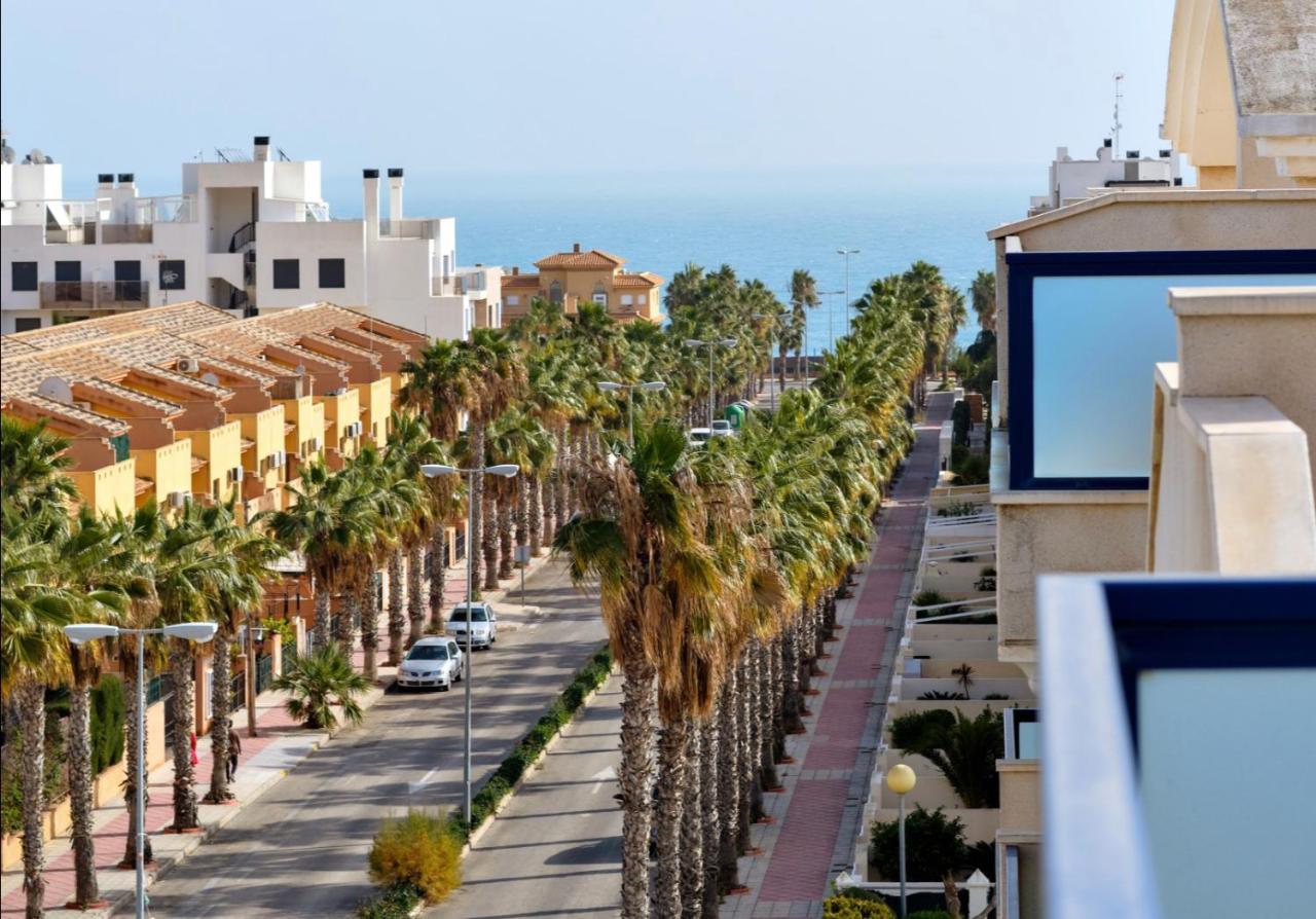 אוריהואלה Playamarina II Rooftop Apartment מראה חיצוני תמונה